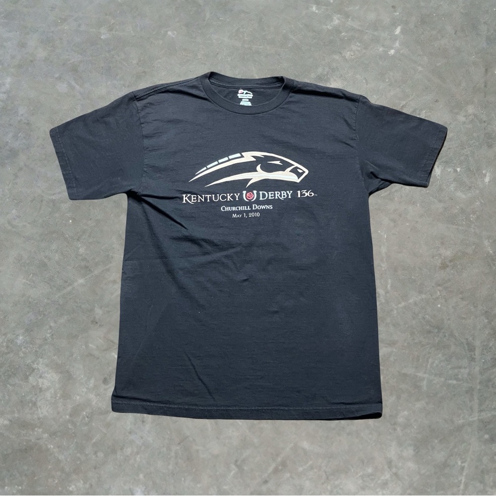 ☀️ Kentucky Derby 136 2010 Churchill Downs Graphic Tee Mens Size M Black